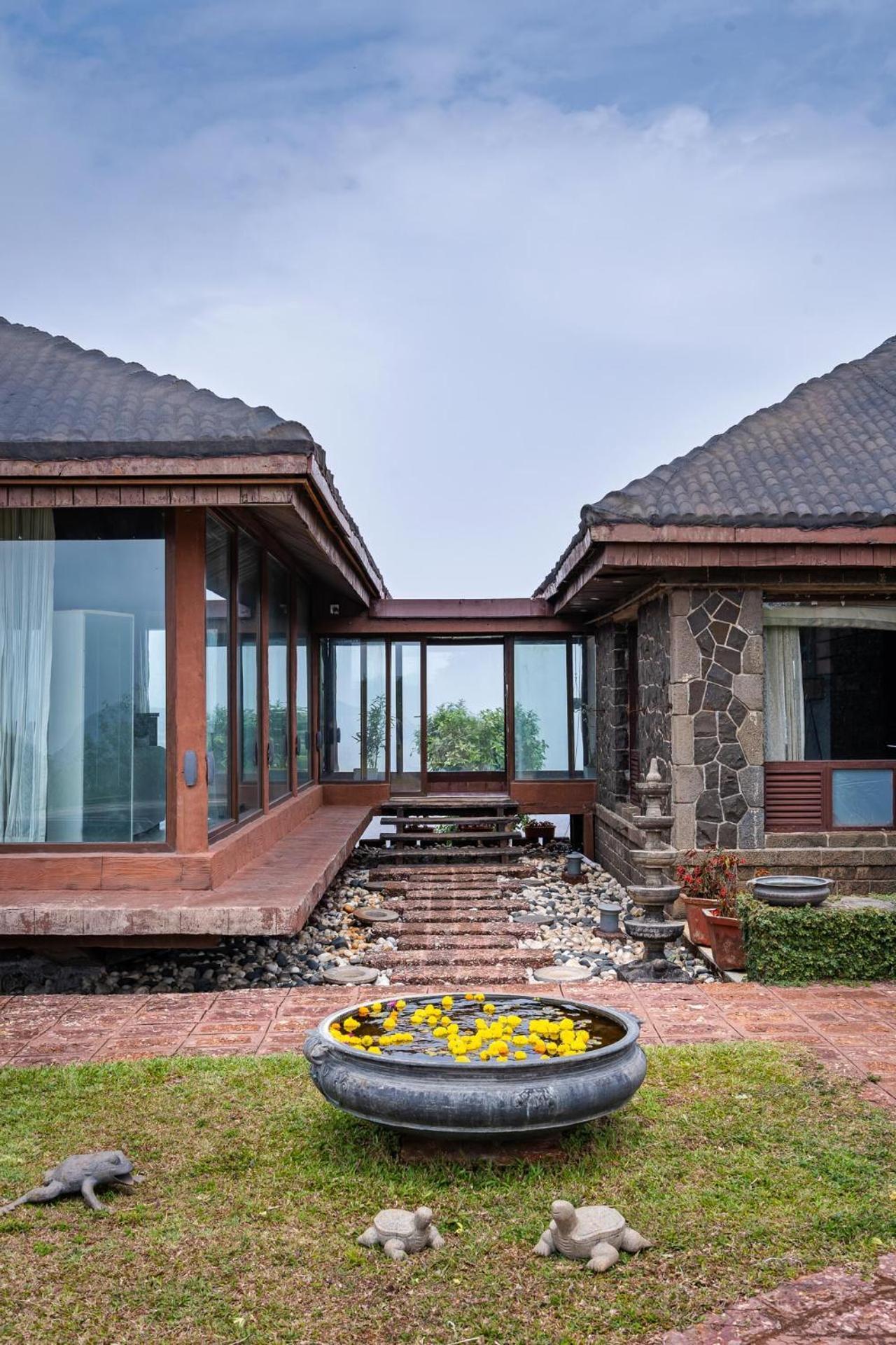 Lohonostays Villa Gold Mist Mahābaleshwar Extérieur photo